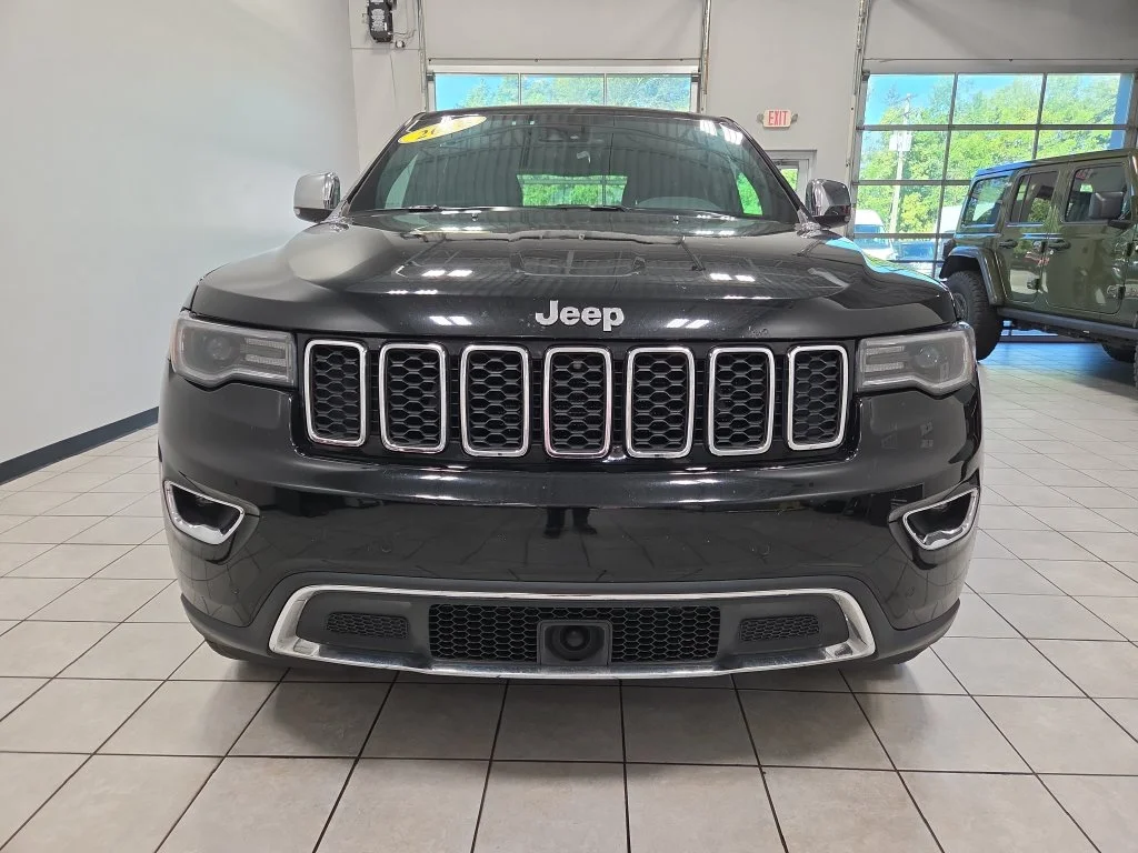 Used 2018 Black Jeep Limited image 2