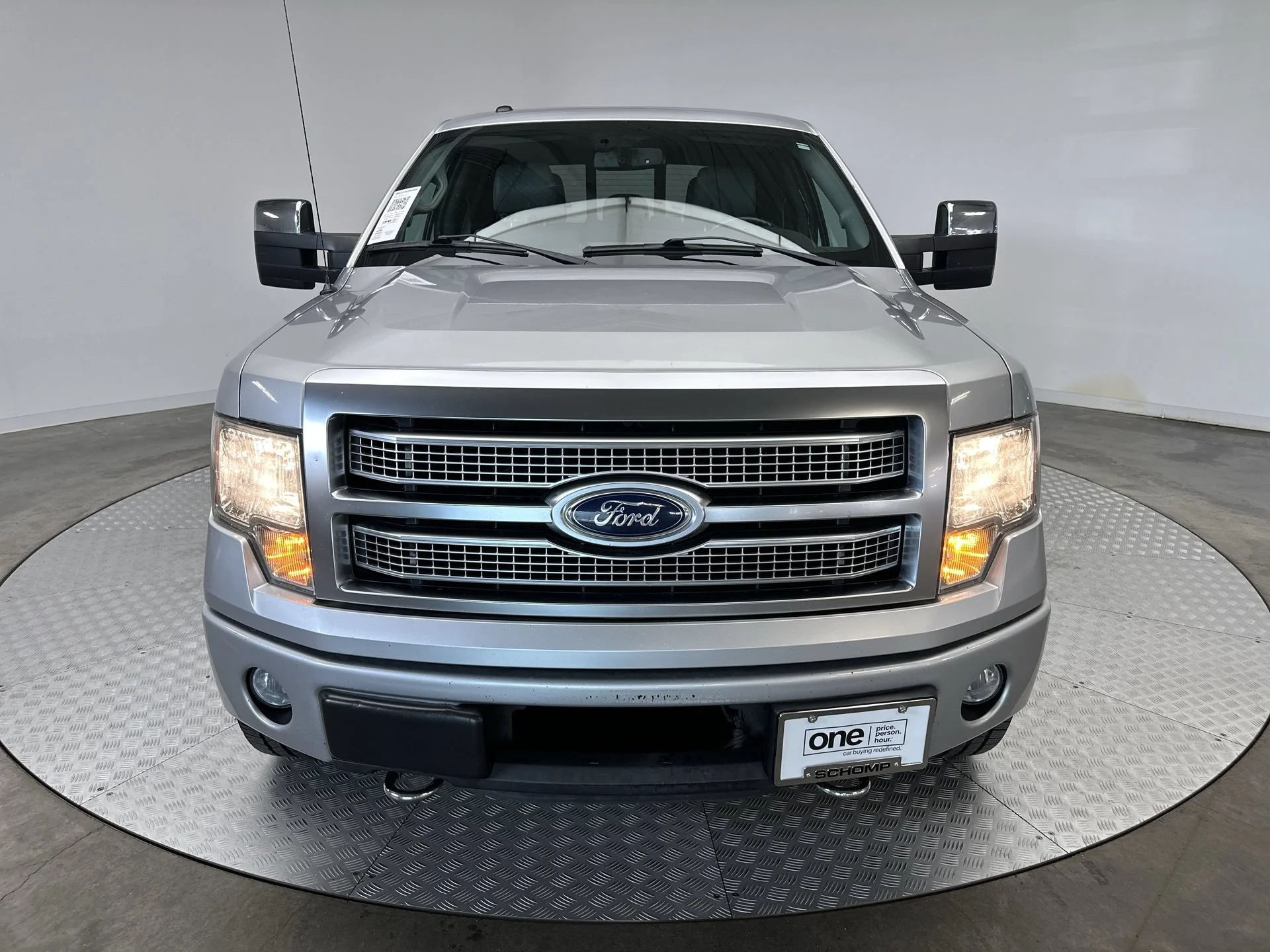Used 2011 Ingot Silver Metallic Ford Platinum image 31