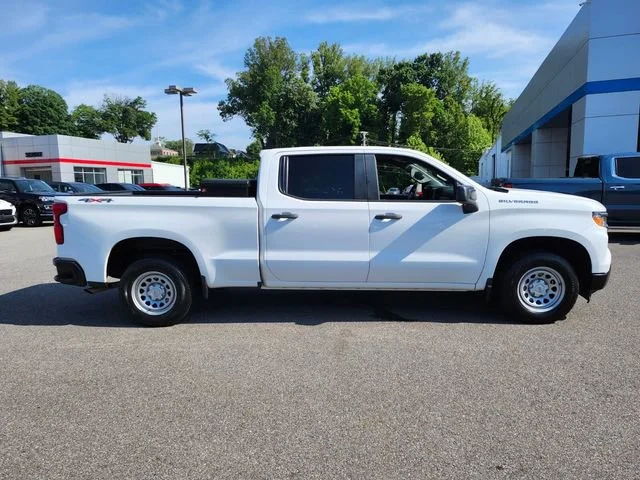 Used 2022 Summit White Chevrolet WT image 9