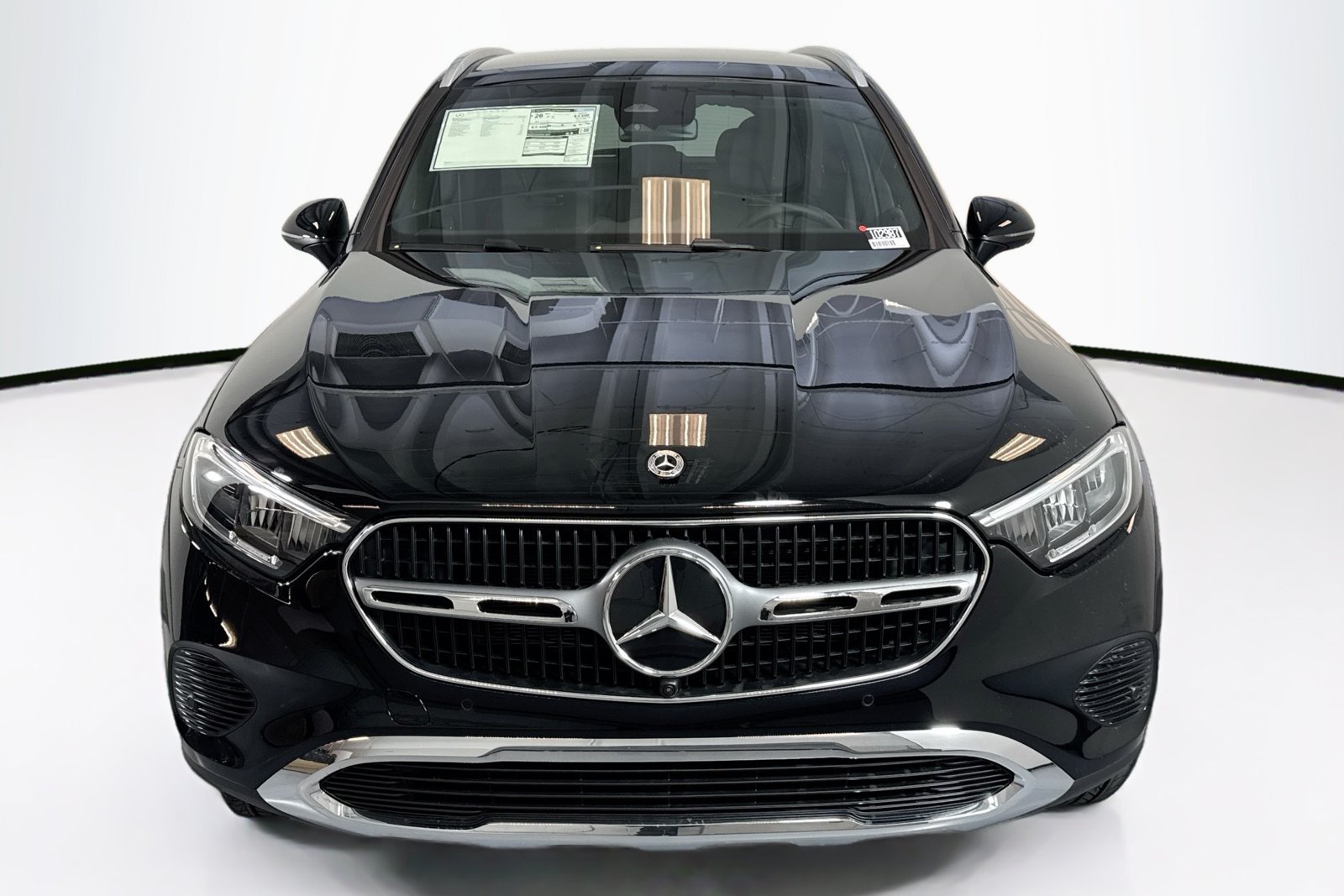 New 2026 Black Mercedes-Benz GLC 300 image 2