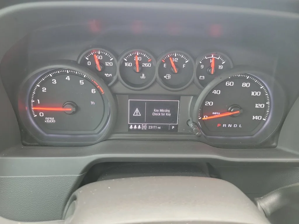 2025 Chevrolet Silverado 2500HD Custom - Photo 12