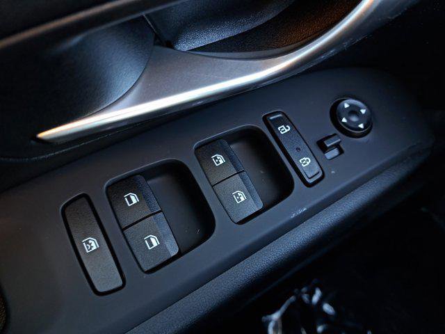 New 2024 Phantom Black Hyundai XRT image 25
