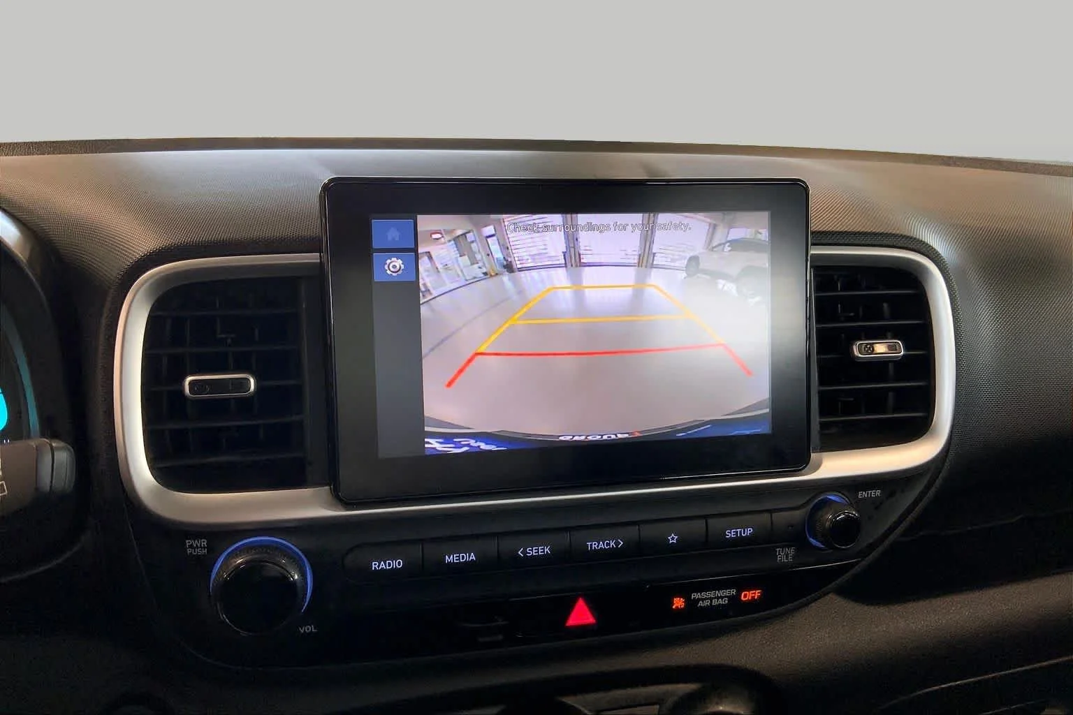2025 Hyundai Venue SEL - Photo 28