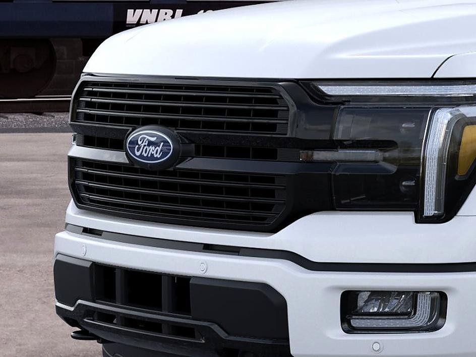 New 2026 Star White Metallic Tri-Coat Ford Platinum image 17