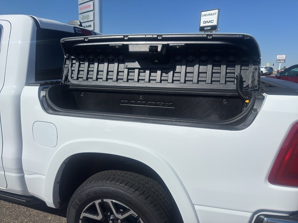 New 2026 Bright White Clear-Coat Exterior Paint RAM Laramie image 11
