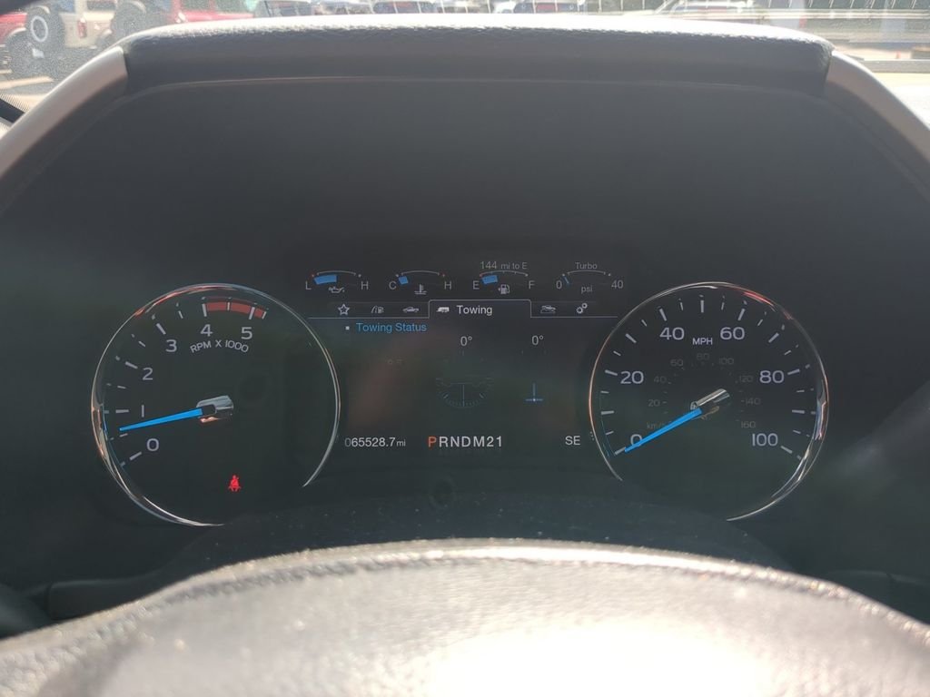 Used 2019 Black Metallic Ford Lariat image 16