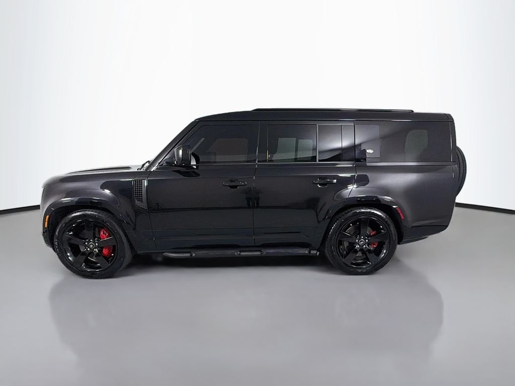Certified Used 2024 Black Land Rover X-Dynamic SE image 8