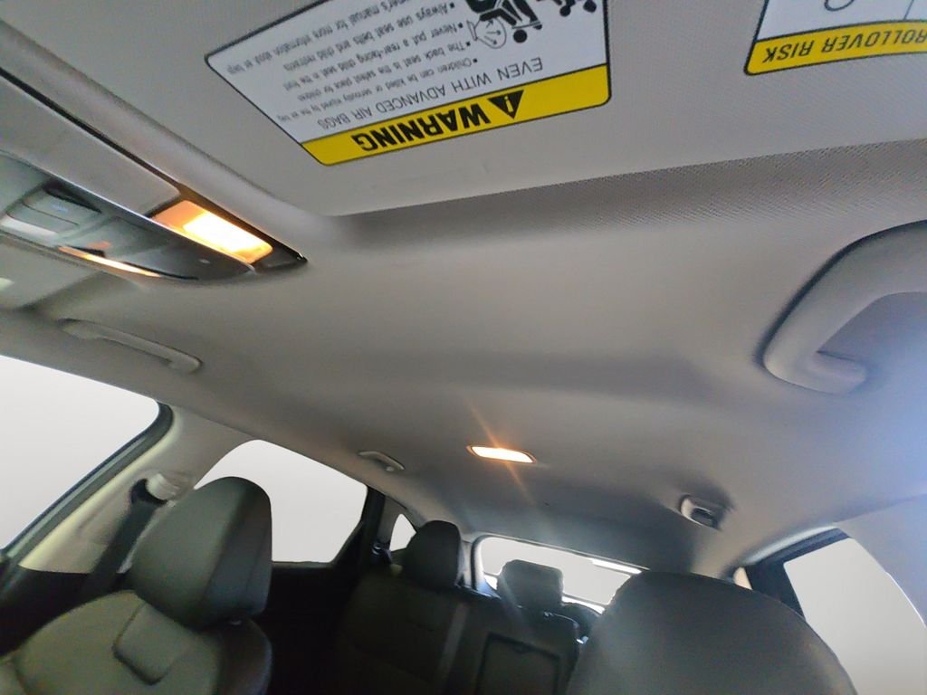 Used 2023 Silver Hyundai XRT image 12