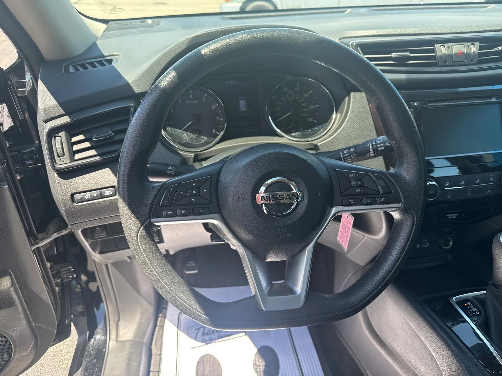 Used 2018  Nissan S image 13