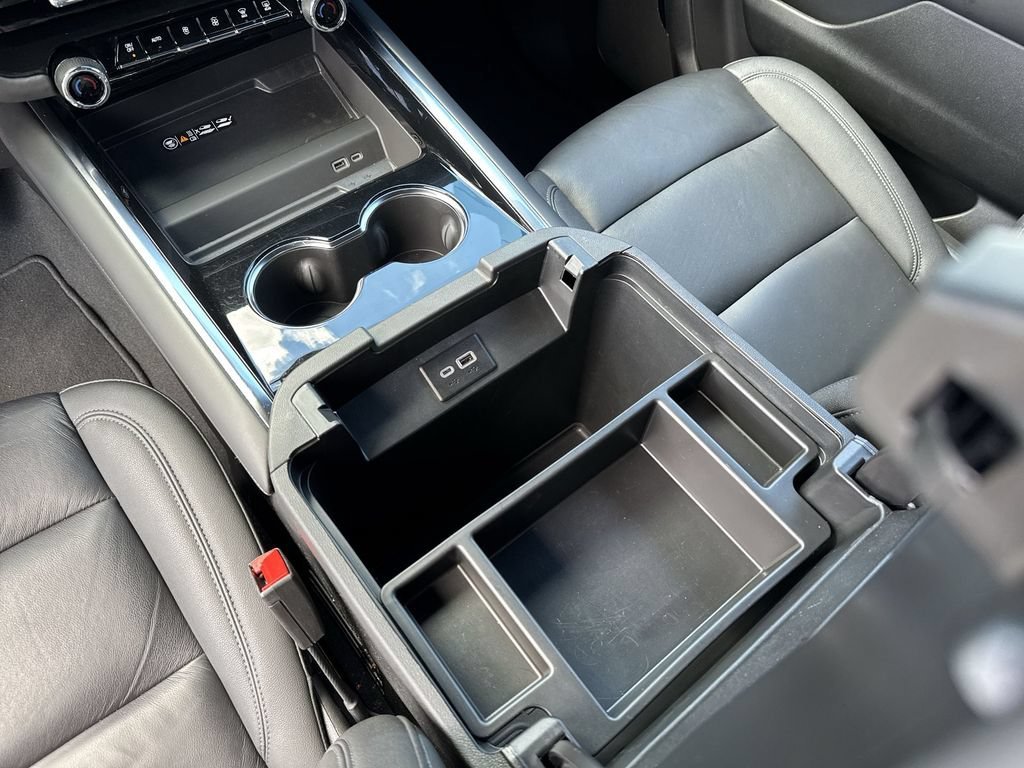 2025 Chevrolet Tahoe LT - Photo 25