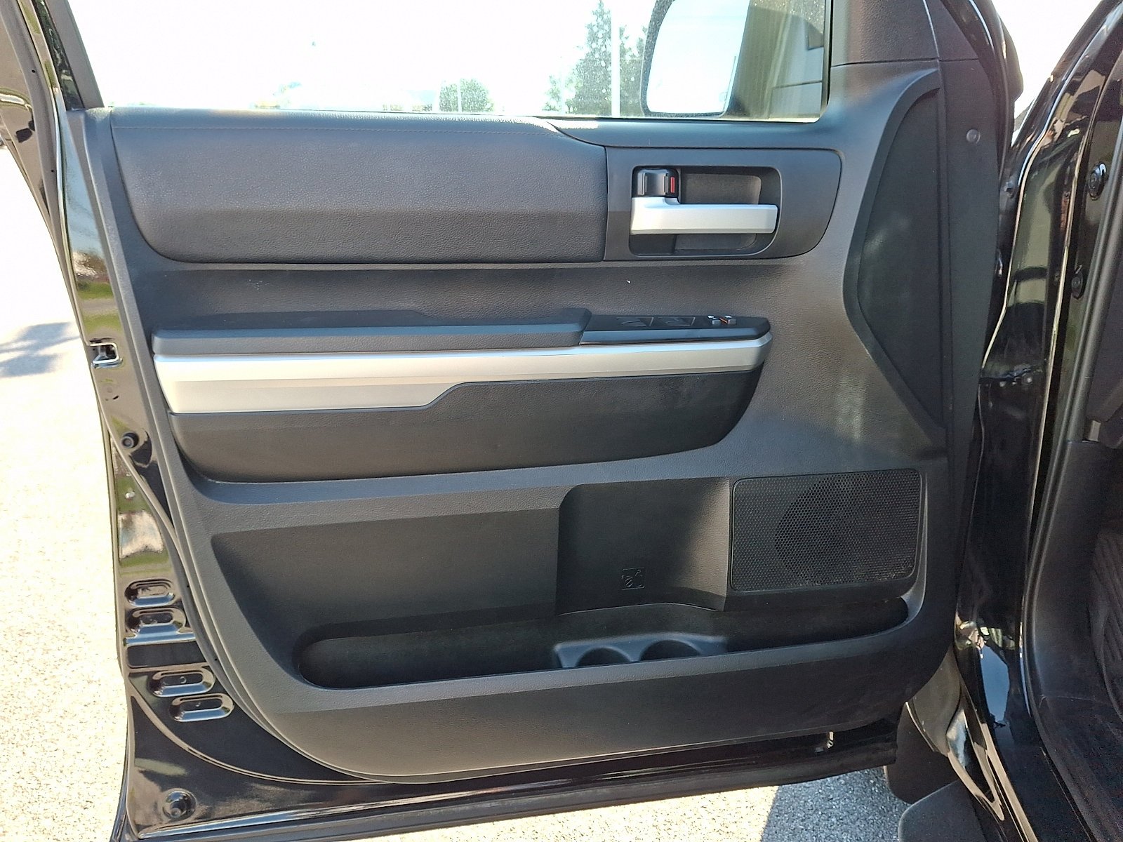 Used 2017 Black Toyota SR5 image 14