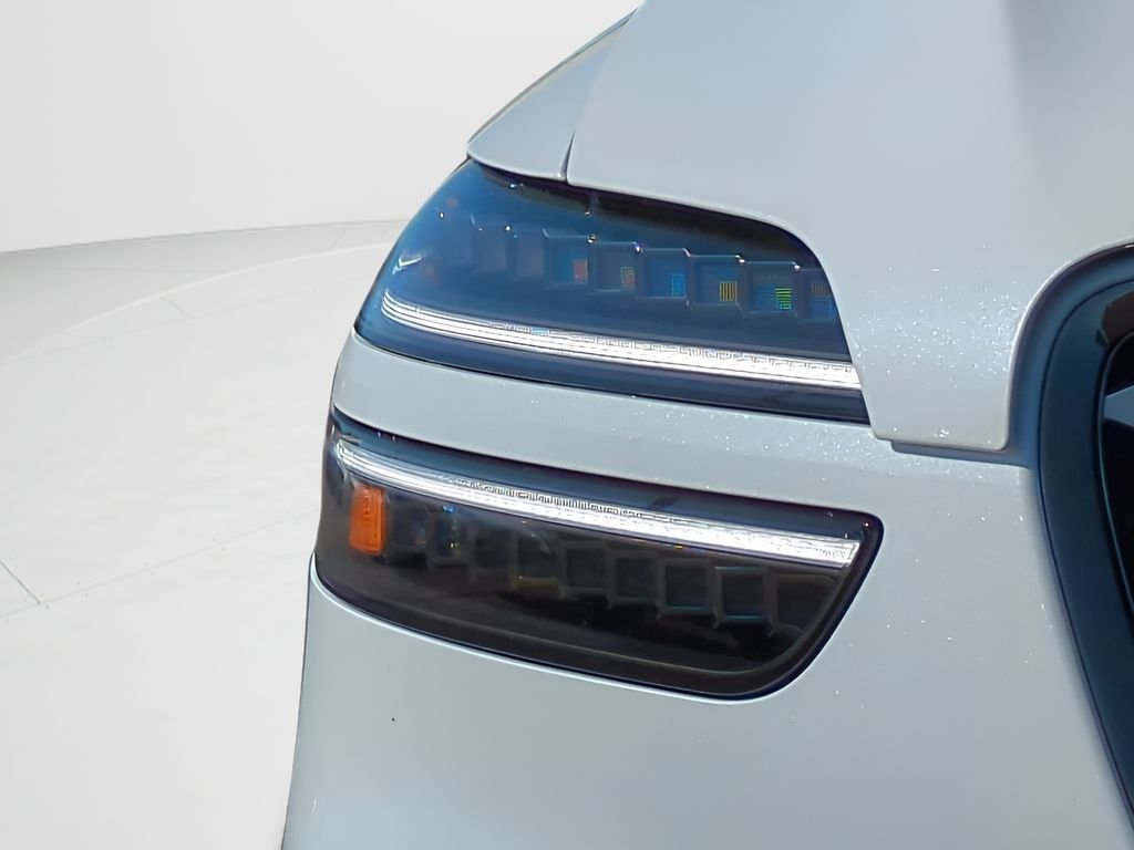 New 2026 White Genesis 3.5T SPORT PRESTIGE image 30