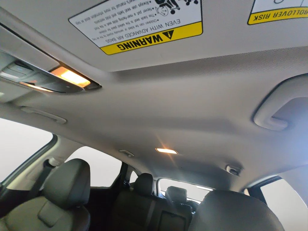 Used 2023 Silver Hyundai XRT image 12