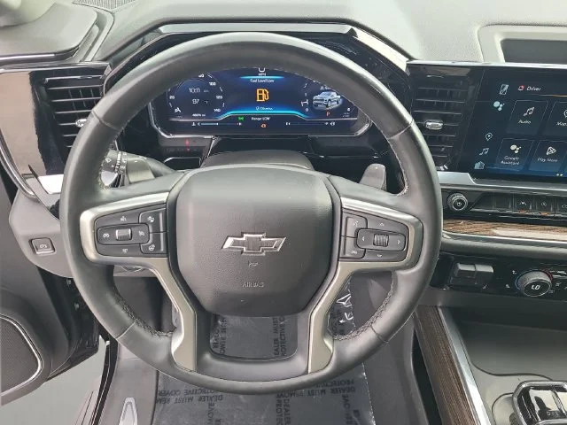 Used 2023 BLACK Chevrolet RST image 22