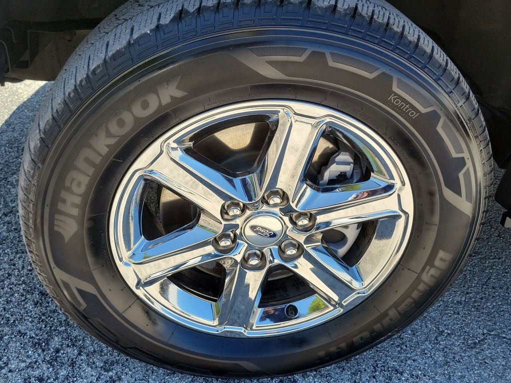 Used 2025 White Ford XLT image 5