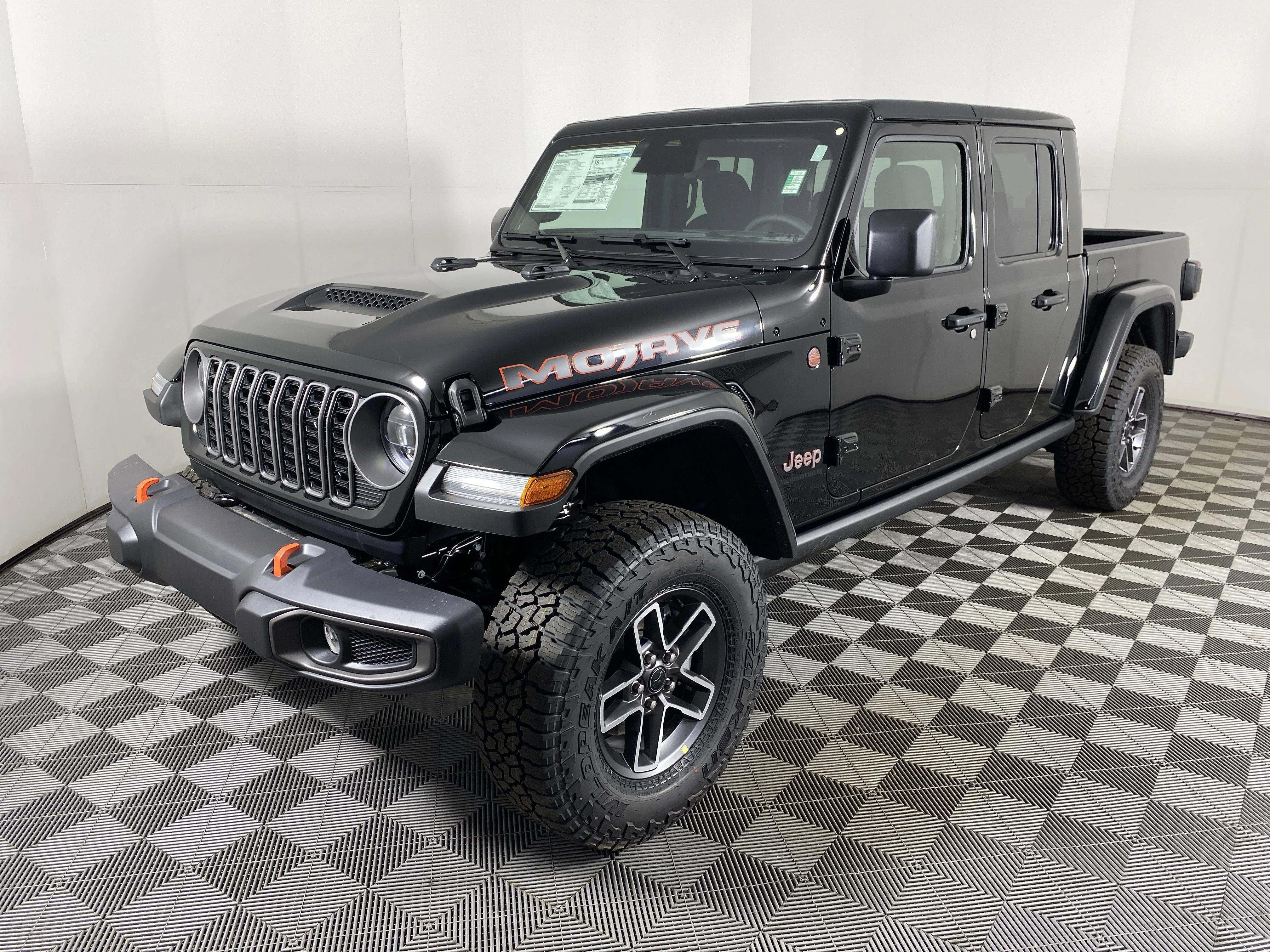 New 2026 Black Clear-Coat Exterior Paint Jeep Mojave image 9