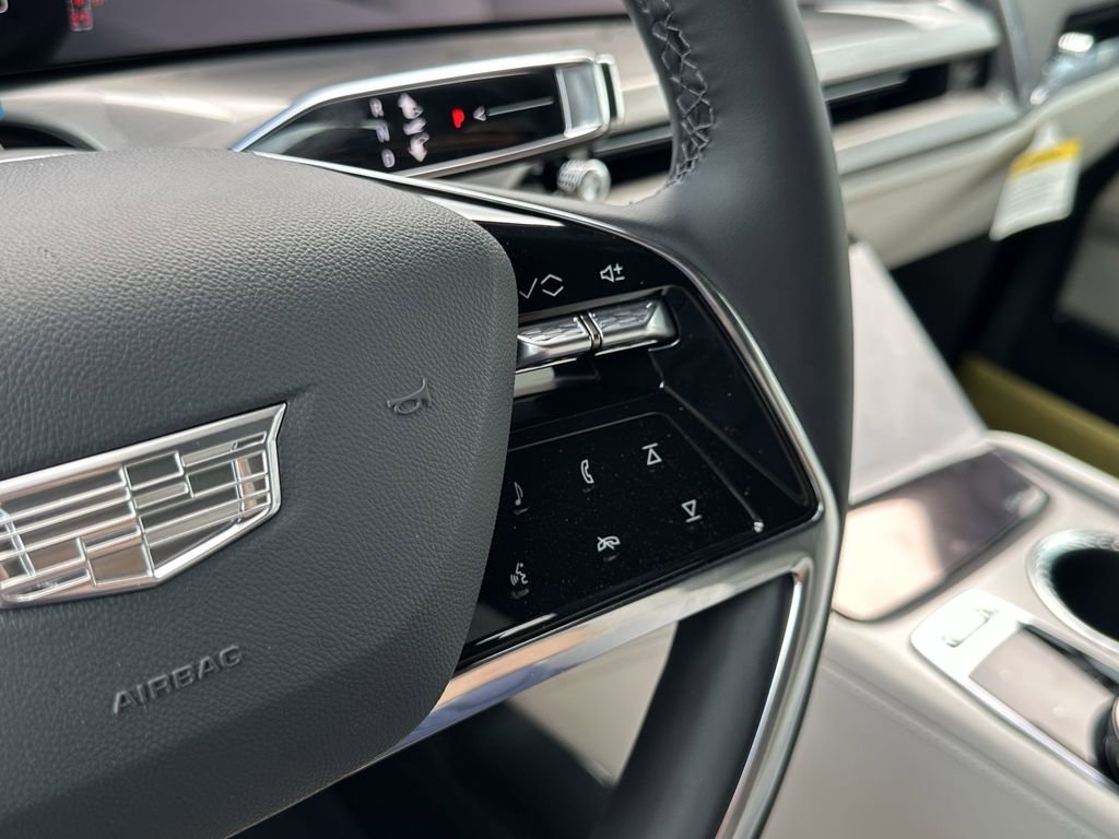 2026 Cadillac VISTIQ Sport - Photo 17
