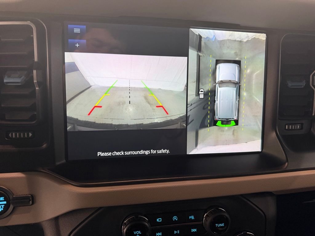 Used 2023 Gray Ford Wildtrak image 23