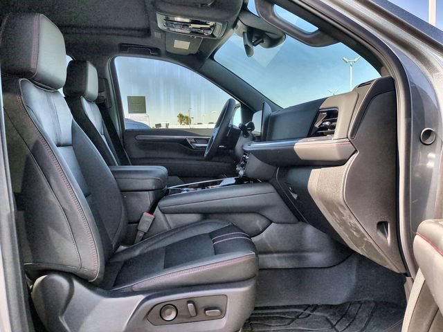 2026 Chevrolet Suburban RST - Photo 34
