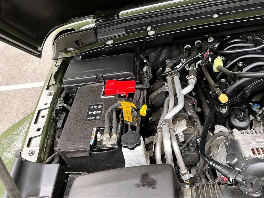 Used 2022 Green Jeep Sport image 32