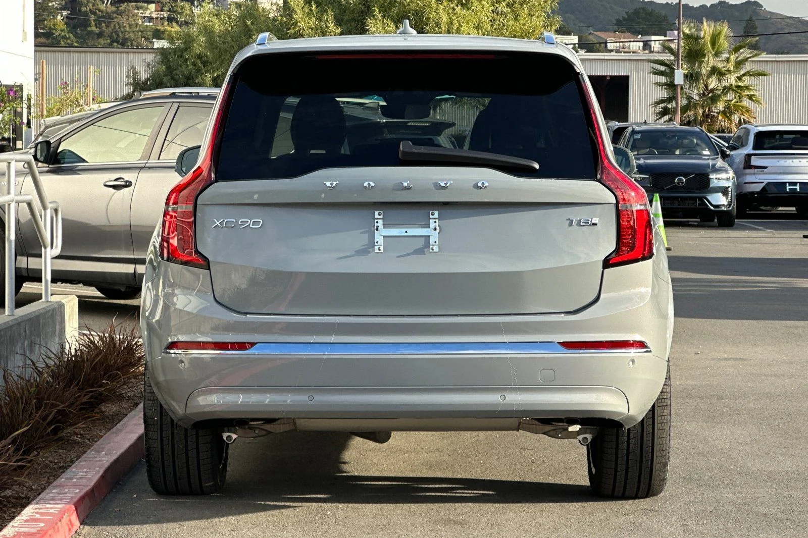 New 2026 Vapour Grey Volvo T8 Plus 7-Seater image 7