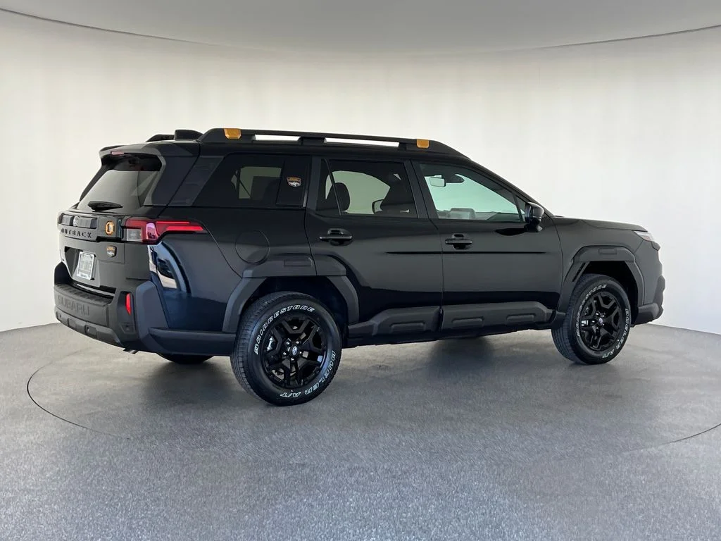 New 2026 CRYSTAL BLACK SILICA Subaru Wilderness image 4