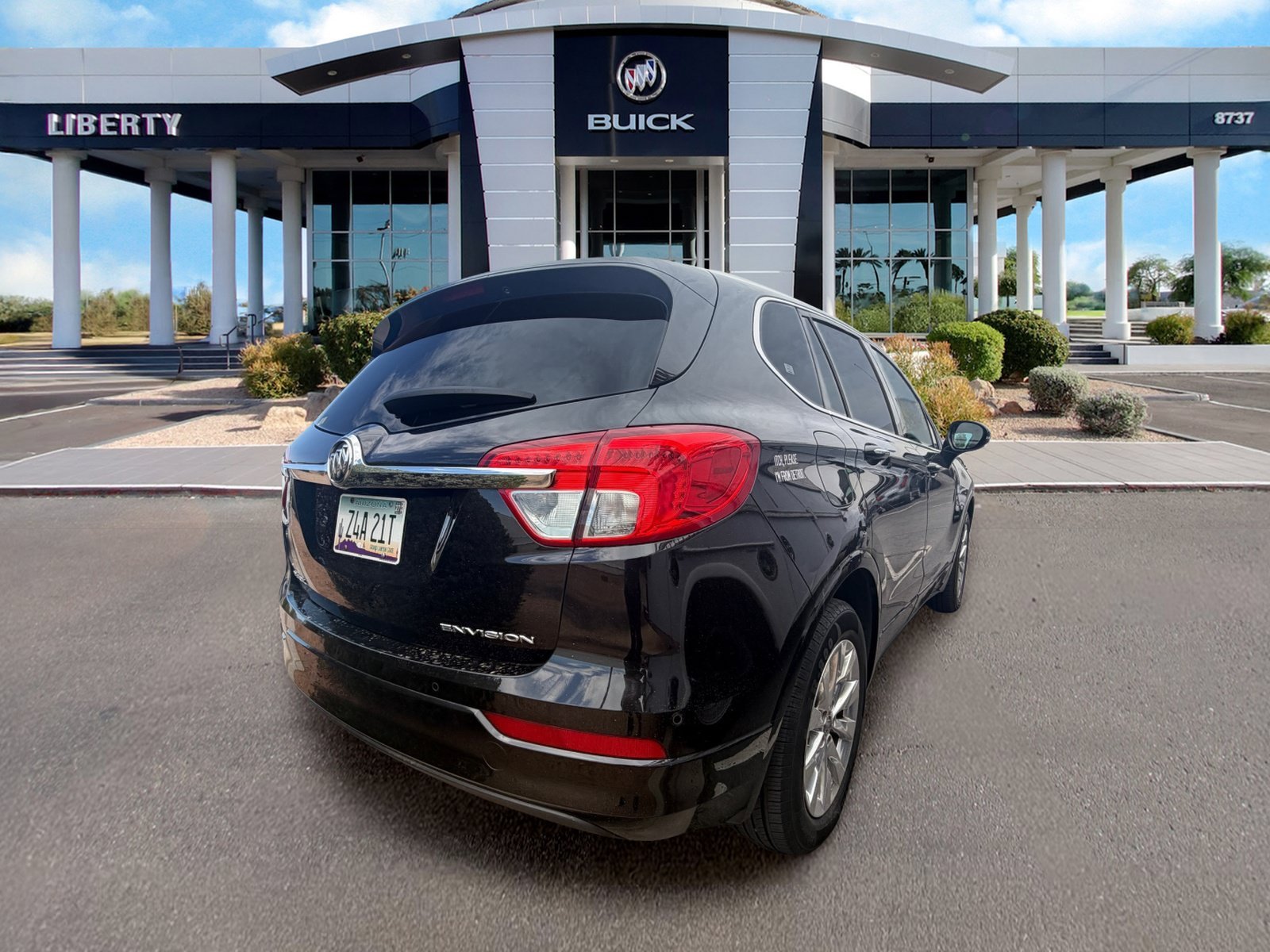 Used 2017 EBONY TWILIGHT METALLIC Buick Essence image 2