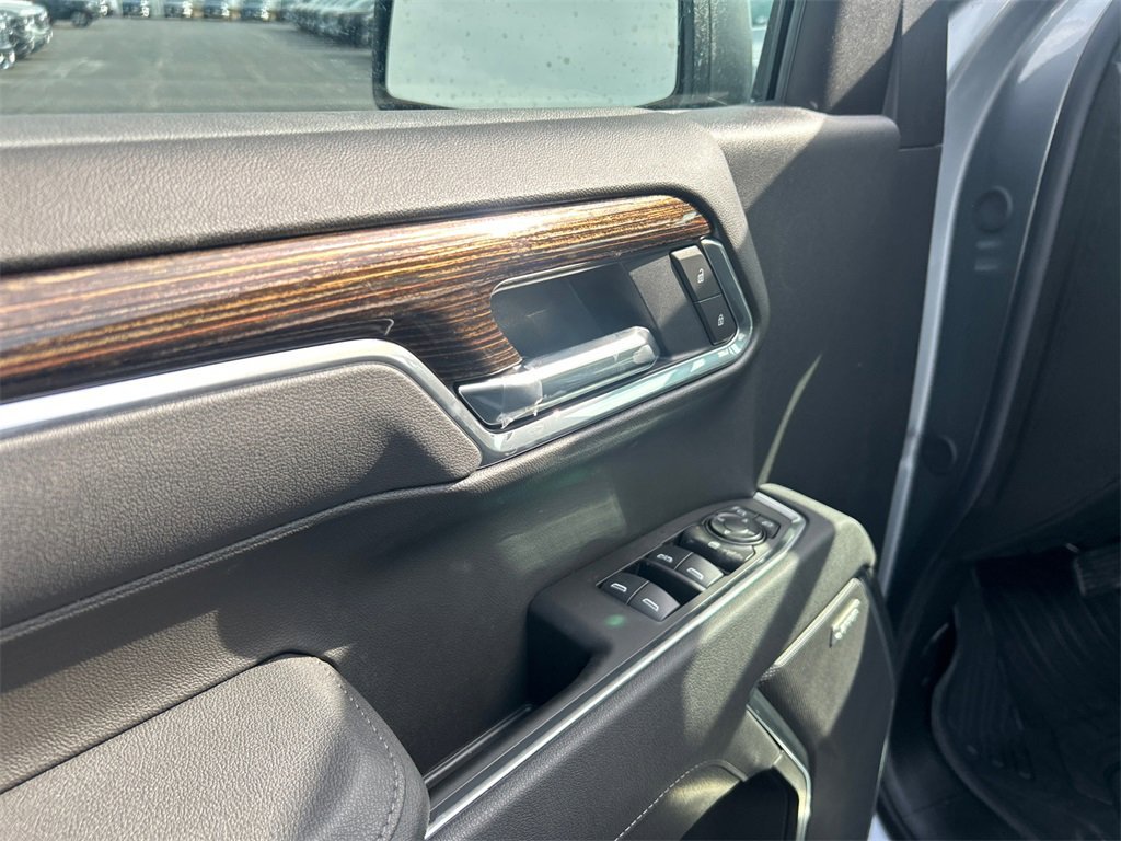 2026 GMC SIERRA - Image 13