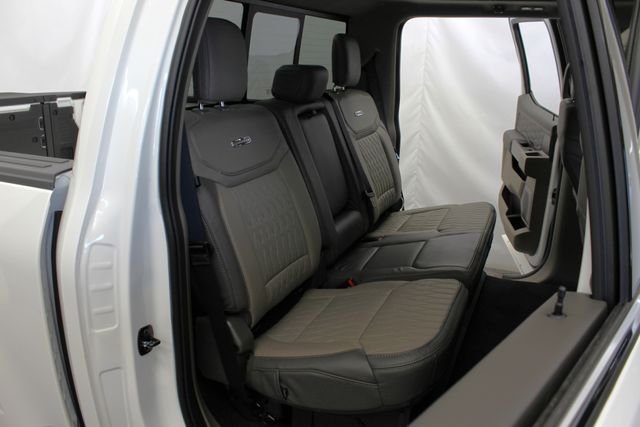 New 2026 Star White Metallic Tri-Coat Ford Platinum® image 32