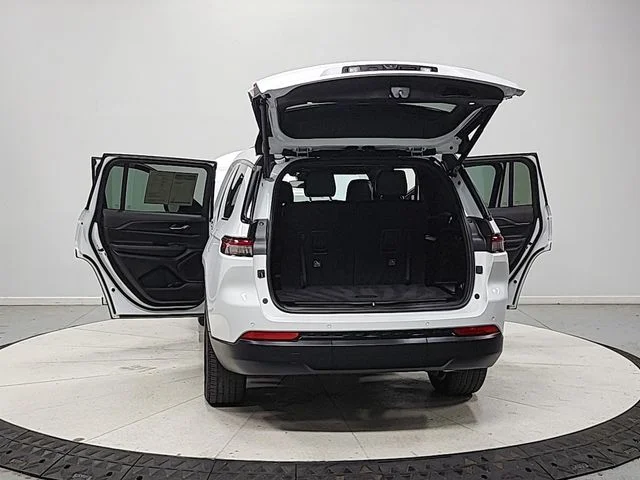 Used 2024 White Jeep Altitude X image 15