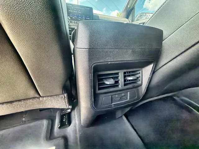 Used 2026 Snowdrift Metallic Chevrolet LT image 20