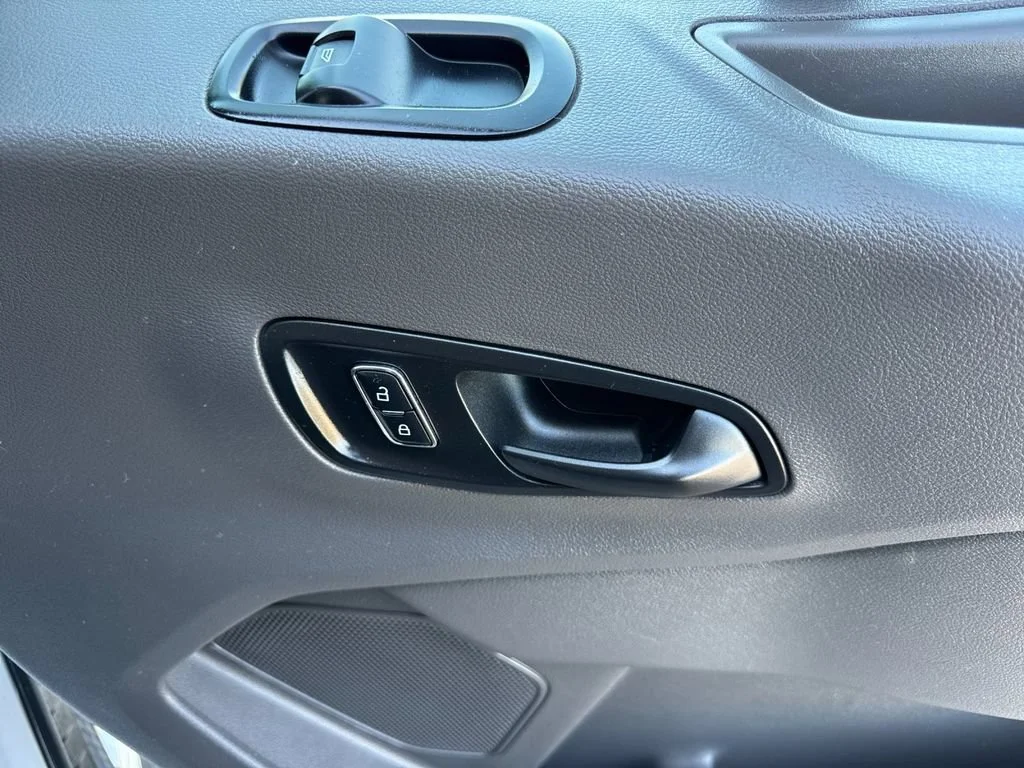 Used 2025 White Ford  image 18