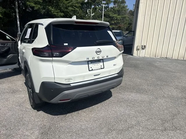 Used 2023 White Nissan SV image 33