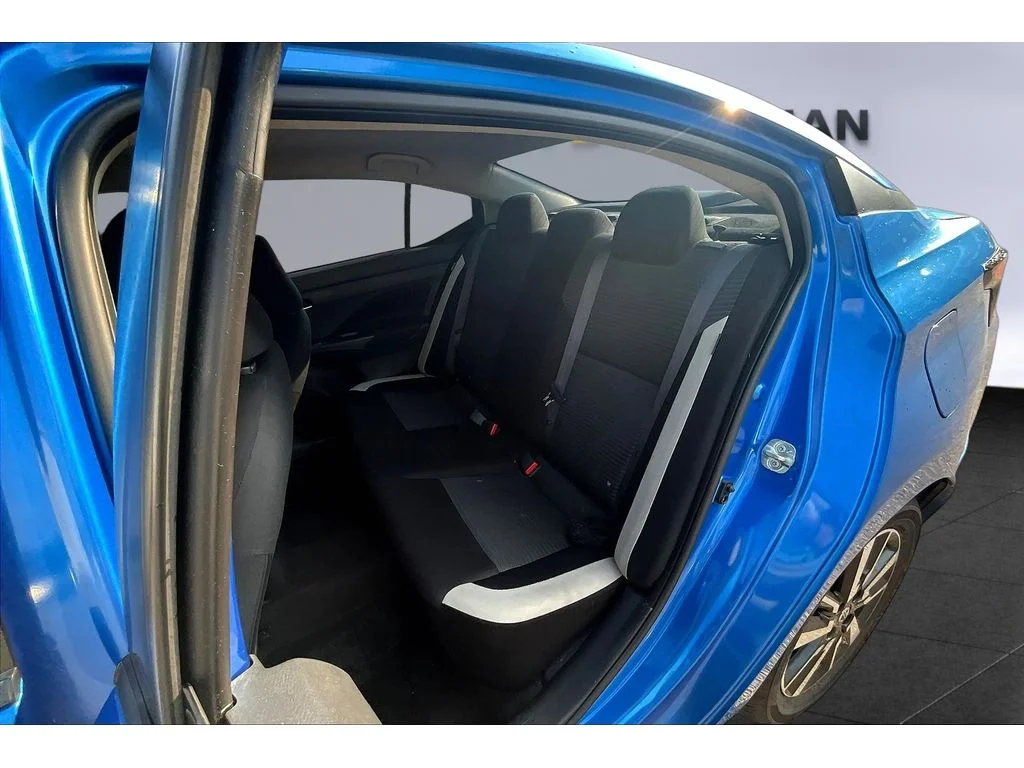 Used 2021 Blue Nissan SV image 18