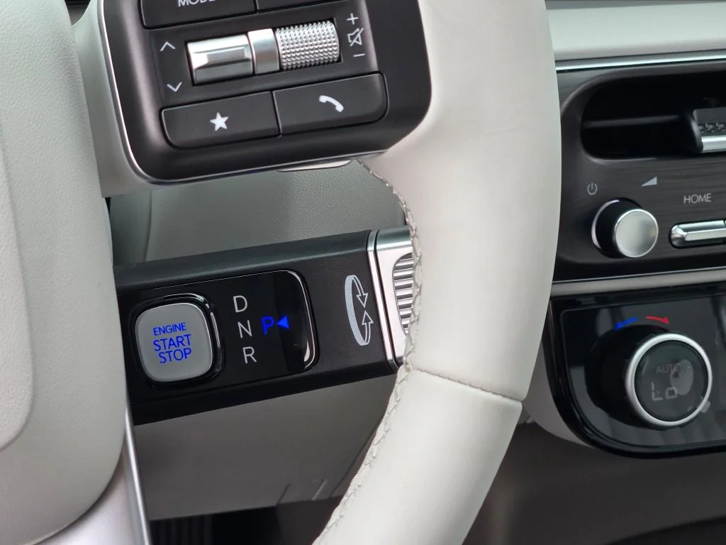 New 2026 Gray Pearl Hyundai SEL Premium image 30