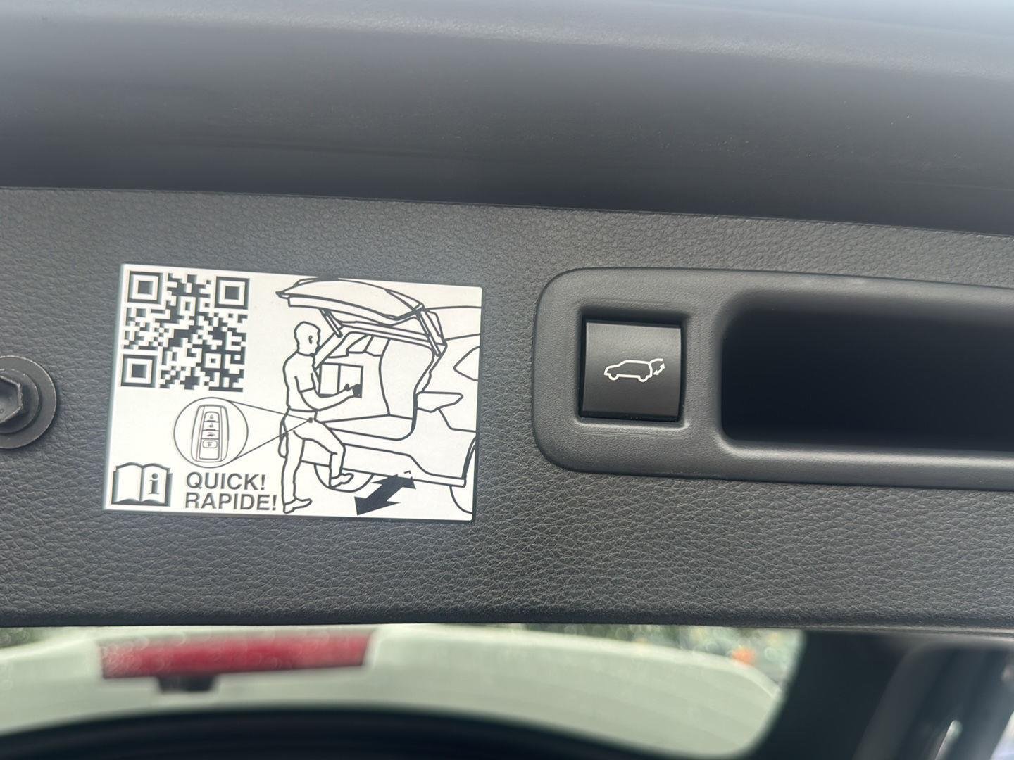 Used 2024 Wind Chill Pearl Toyota XLE image 26