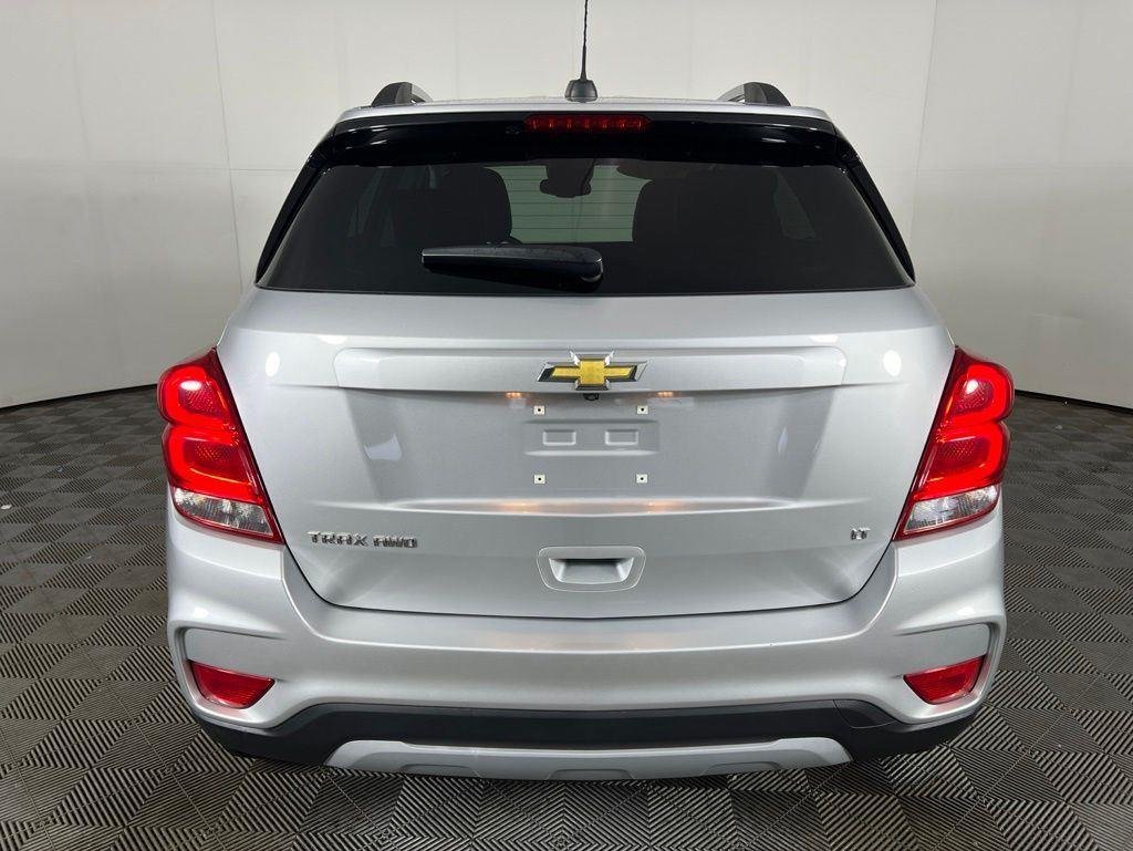 Used 2019 Silver Ice Metallic Chevrolet LT image 8