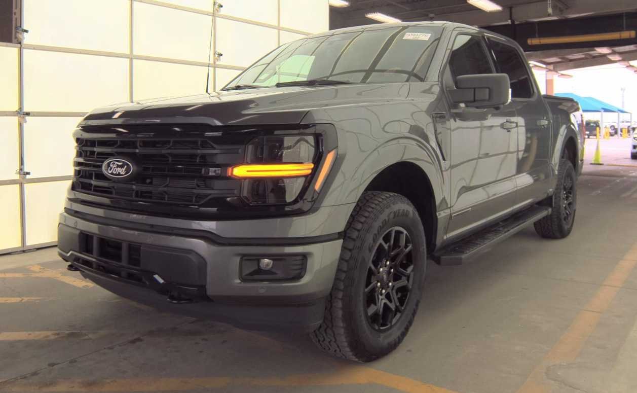 Used 2024 Light Blue Clearcoat Metallic Ford XLT image 2