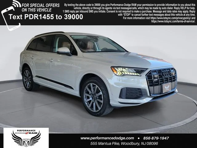 2023 Audi Q7 45 Premium Plus quattro Tiptronic's photo