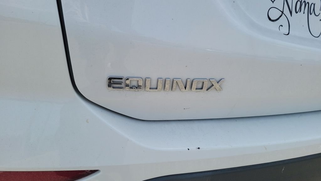 Used 2023 White Chevrolet LT image 9