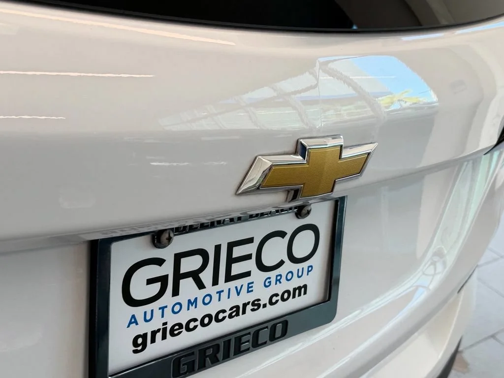 Used 2024 Summit White Chevrolet LS image 13