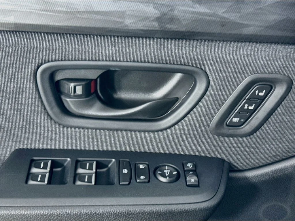 New 2026 Sonic Gray Pearl Honda TrailSport image 22