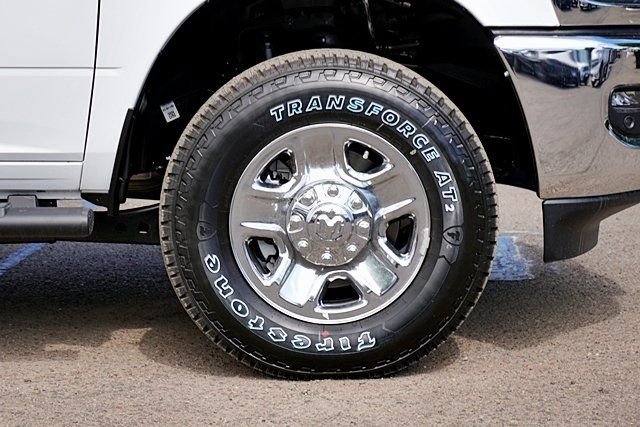 New 2026 Bright White Clear-Coat Exterior Paint RAM Tradesman image 8