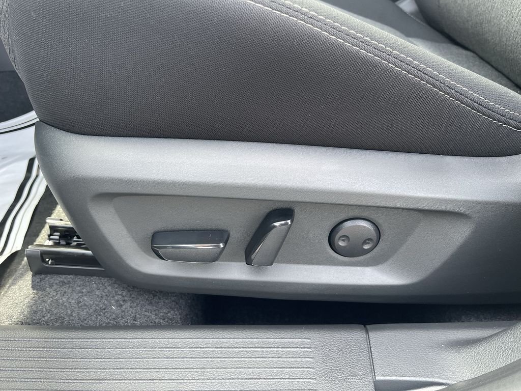 New 2026 Boulder Gray Pearl Nissan SV image 16