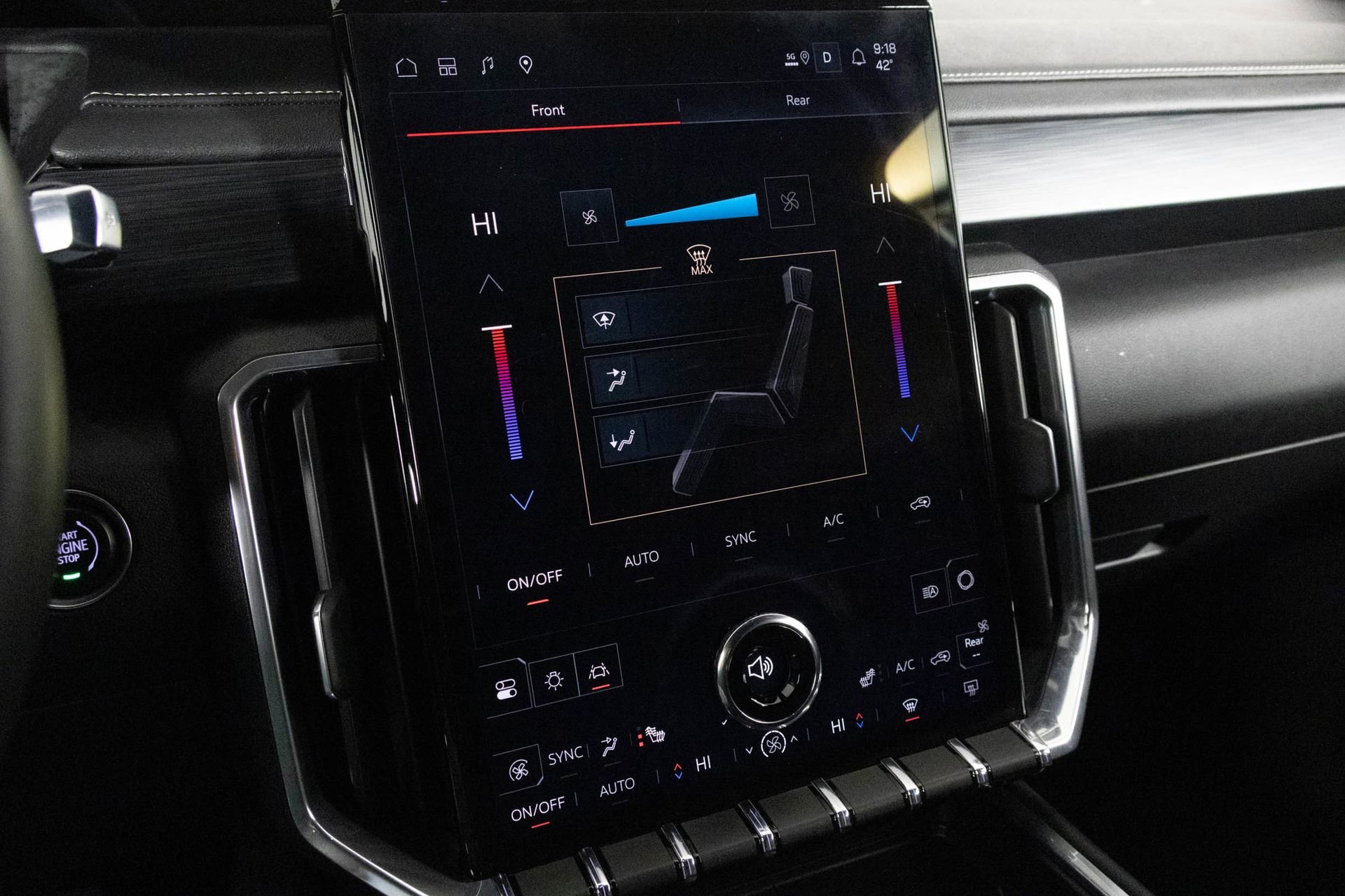 2025 GMC ACADIA - Image 22