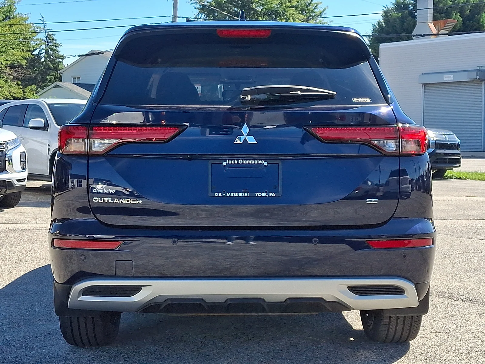 Certified Used 2023 Blue Mitsubishi SE image 5