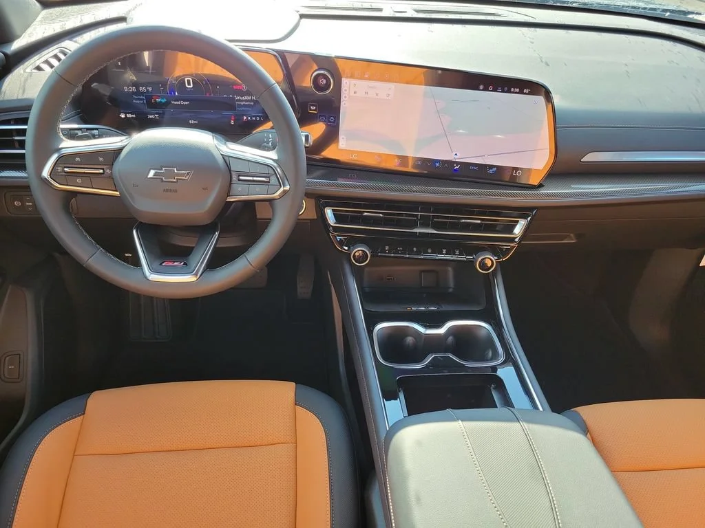 2027 Chevrolet Traverse Z71 - Photo 20