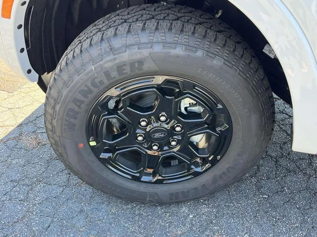 New 2026 White Ford XLT image 6