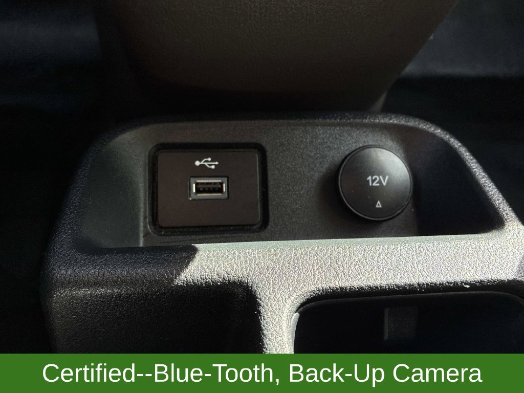 Used 2022 White Ford XL image 30