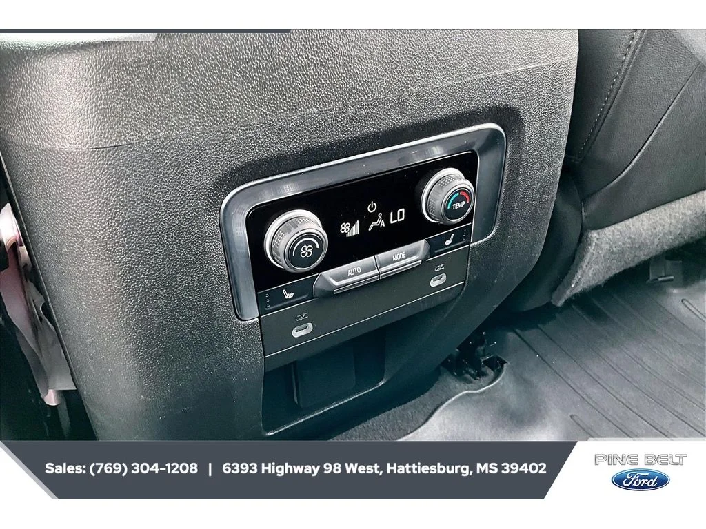 Used 2022 Auburn Metallic Chevrolet RST image 25